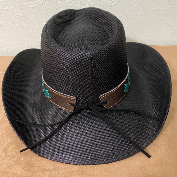 Straw Cowboy Hat With Beautiful Scroll Appliques on Each  display picture 2