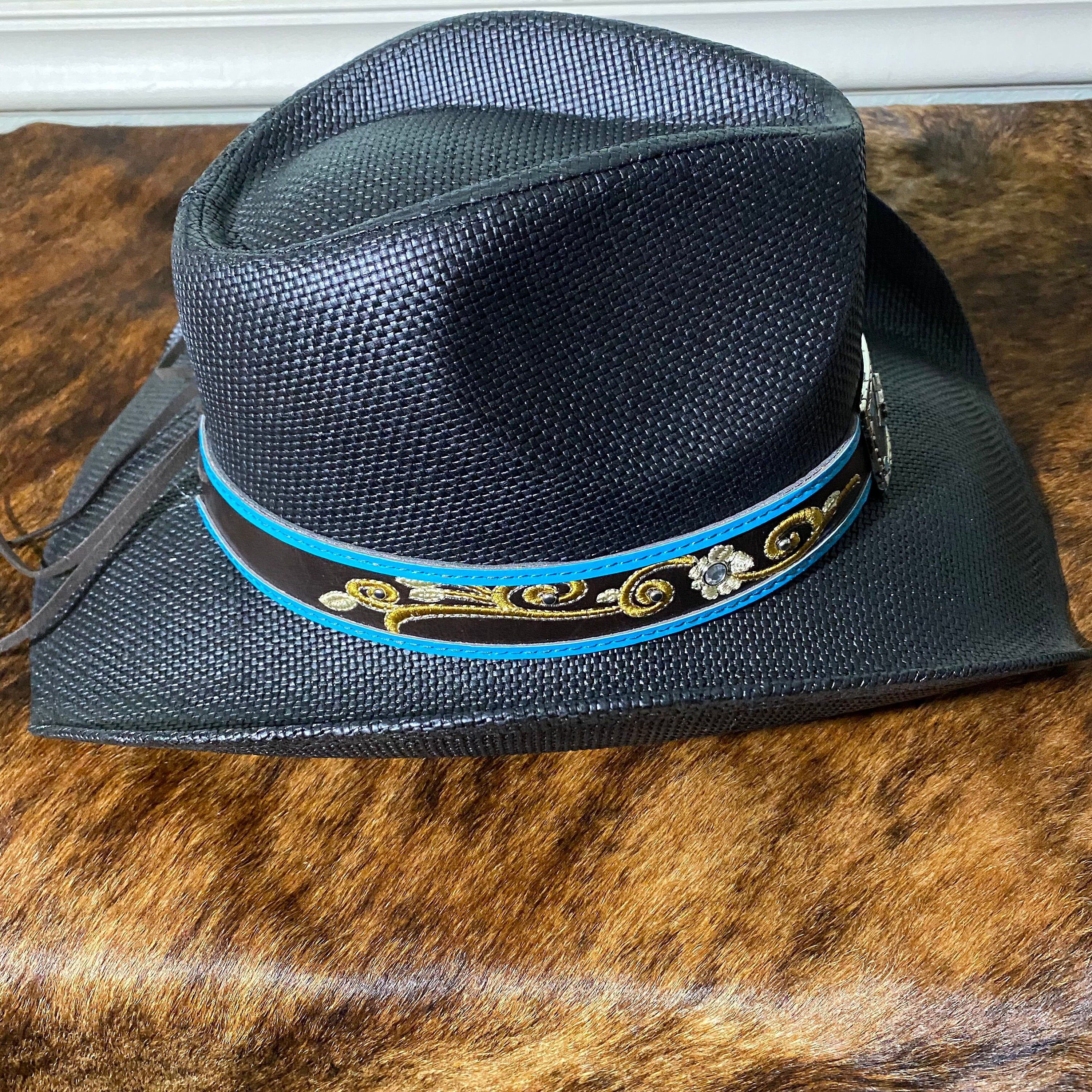 Black Straw Cowboy Hat Vintage Look With Black Hat Band  display picture 2