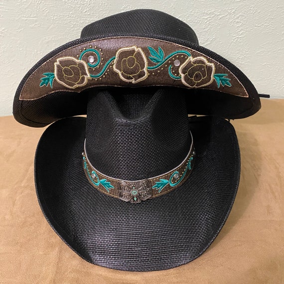Straw Cowboy Hat With Beautiful Scroll Appliques on Each  display picture 3