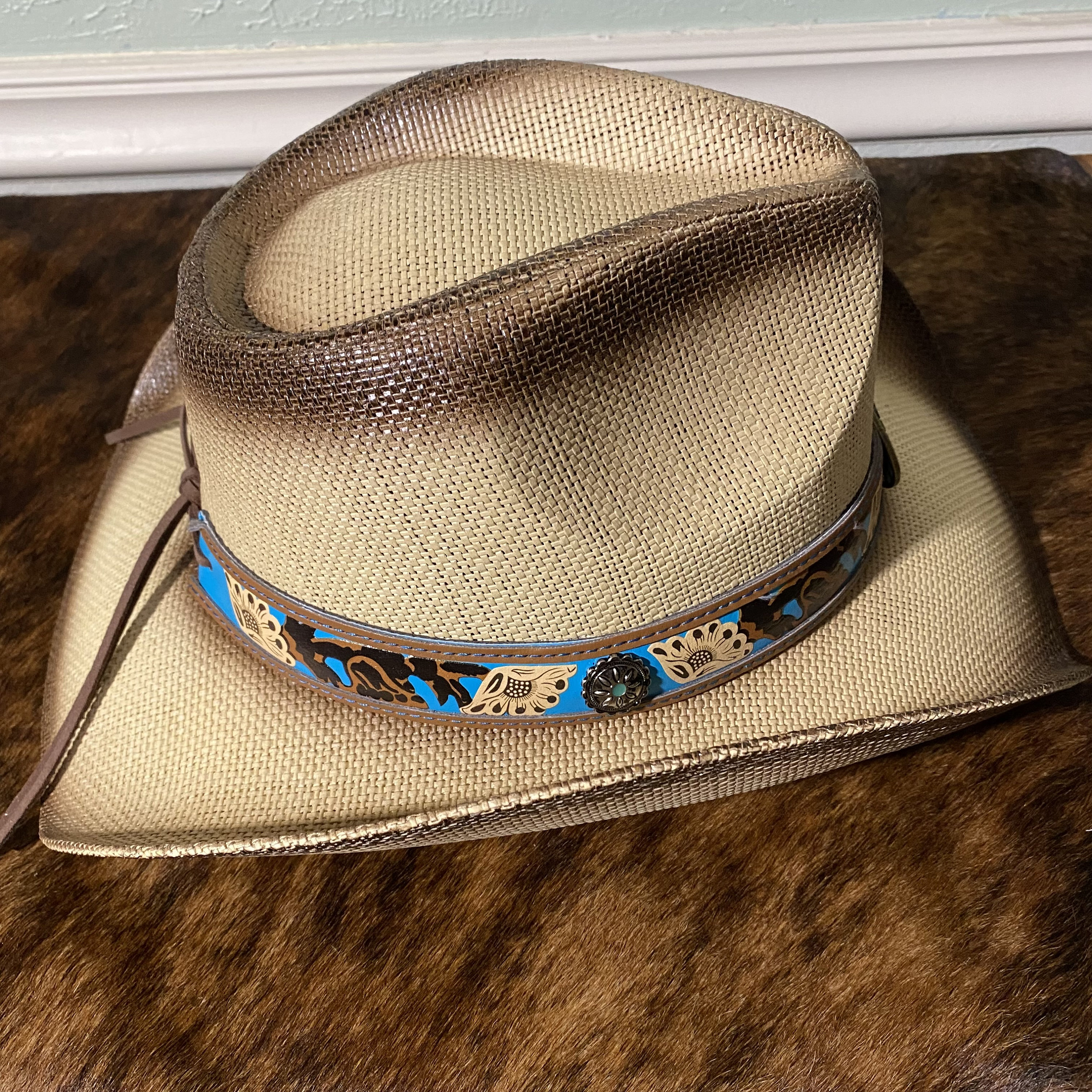 Straw Cowboy Hat, Brown Antiqued Straw With Brown and Blue  display picture 3