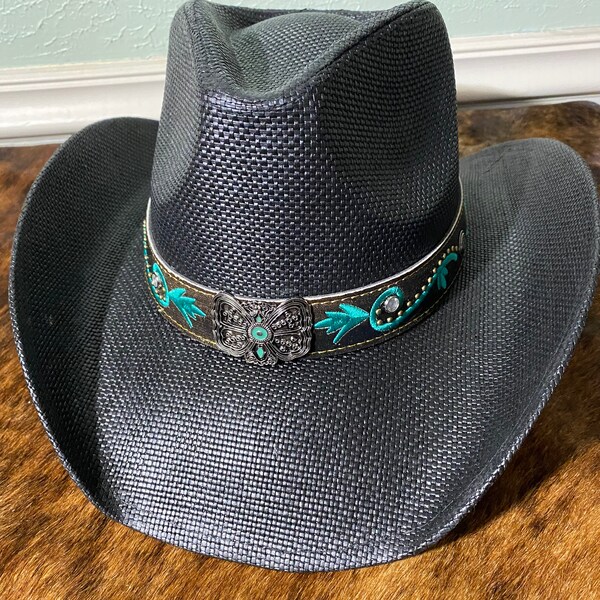 Strawilla Hat in Black main image 1