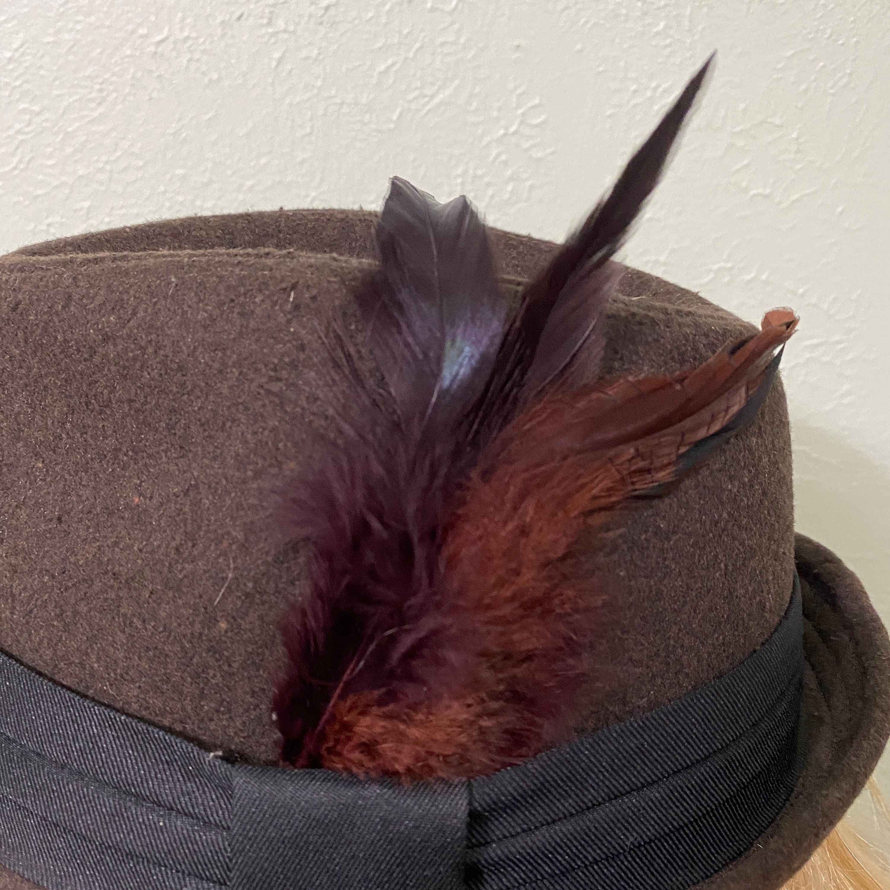 Classic Brown Felt Fedora With a Black Pleated Hat Band 