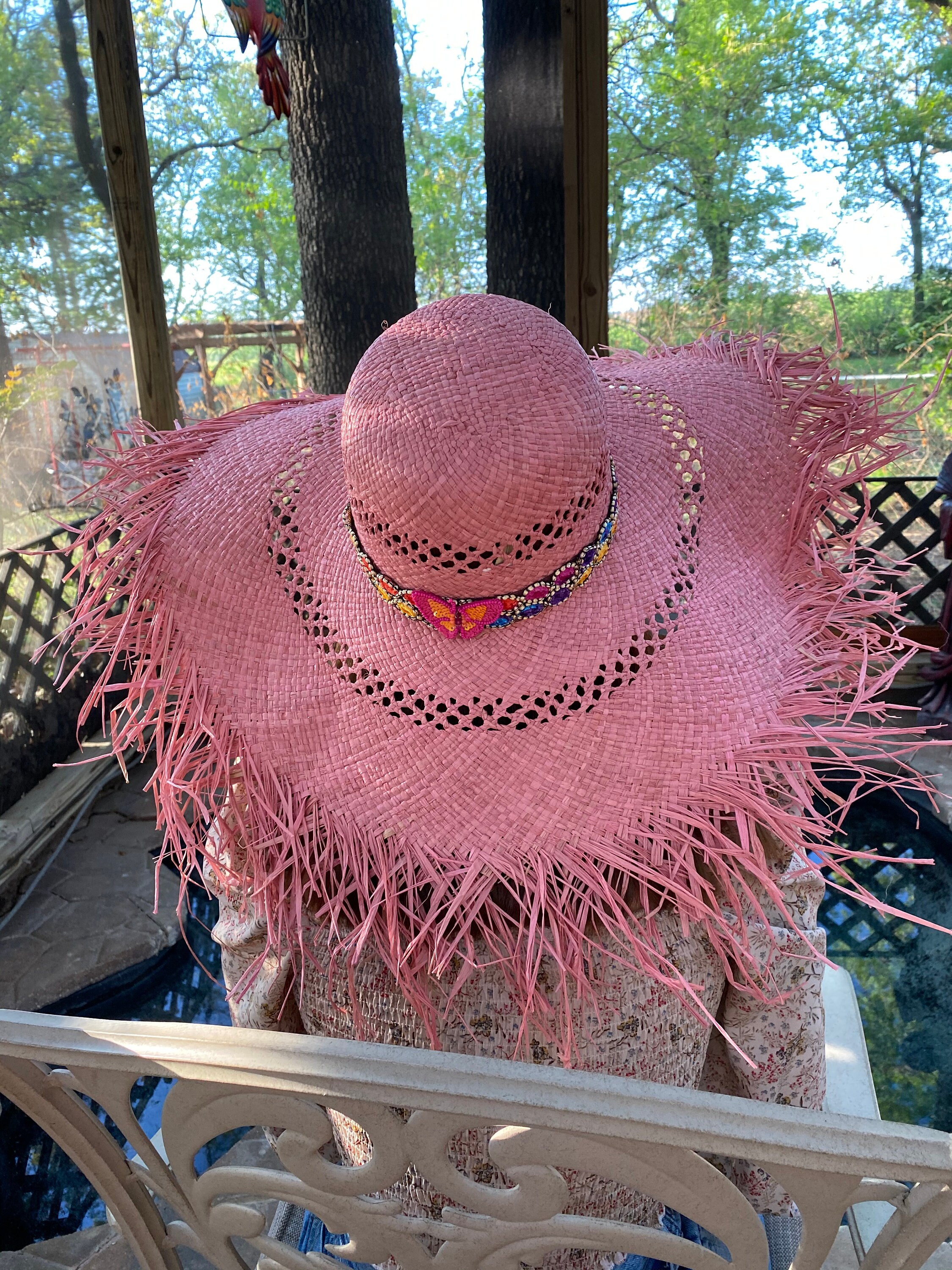 Vintage 1970’s Pink Lavender Wide-Brim Sun Hat Semi-sheer Floppy Made in Taiwan Dark Pink Wide Brim Floppy Sun Hat With Frayed Edges  main image 3