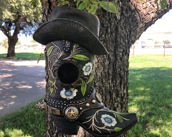 Birdhouse Boot. Great Addition to Your Yard or a Gift for the Bird and Boot Lovers