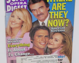 Op de afbeelding: Een tijdschriftcover voor Soap Opera Digest, met een foto van acteurs uit de soap Young and Restless. De kop op de cover luidt "Waar zijn ze nu?" en "Alles gaat veranderen..."
