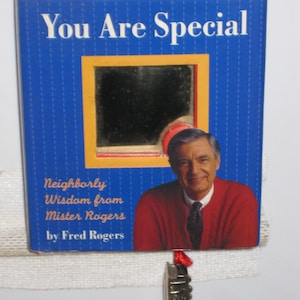 SCARCE Mini Books! Mr. Rogers You Are Special, Jessica Simpson, Leonardo DiCaprio, Matt Damon,Pocket hardcovers Vintage music movie tie-in