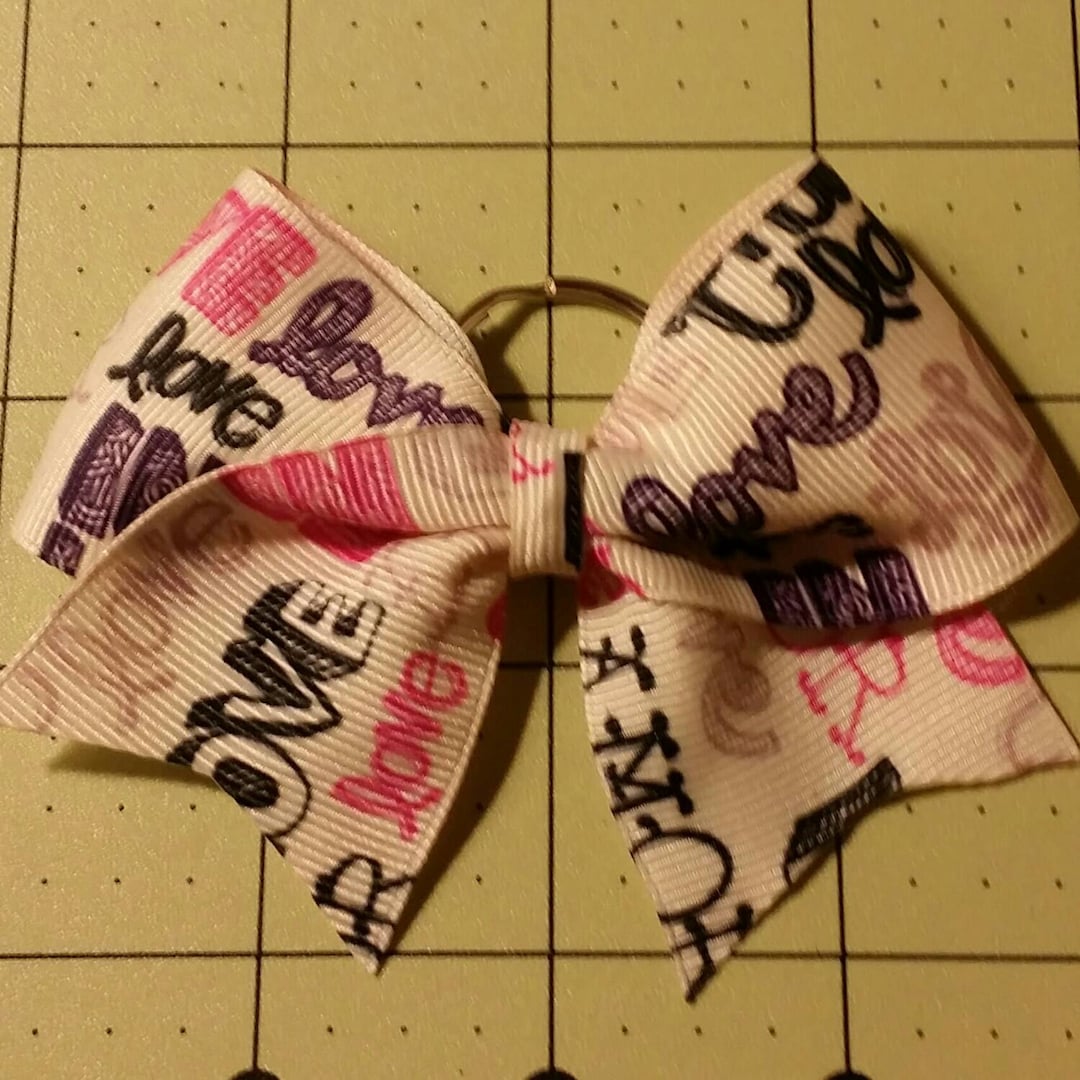 Bow Keychain – with love and magic