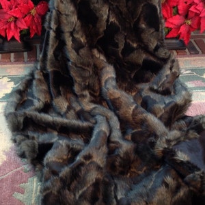 Extra Big Throw-Heavyweight Arctic Fox Faux Fur/79”X61"/Stylish Warm/Machine Wash-Dry/Perfect Gift for Anyone/Gift Ready Box/Ready to Ship!