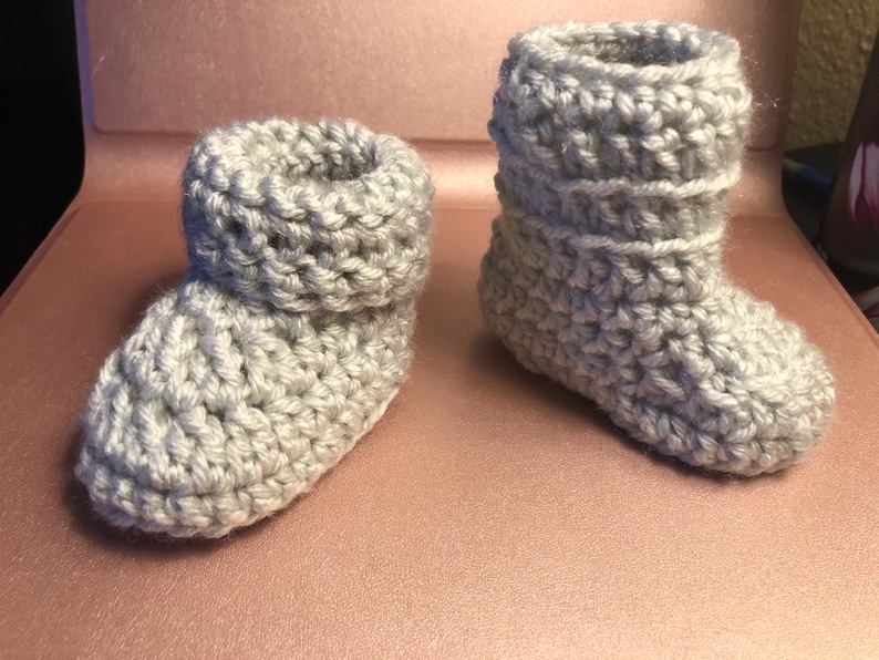 Newborn baby gender neutral beanie Gender reveal baby boy baby girl blue or pink Booties