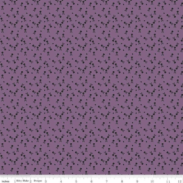 Beggar's Night Skulls Purple - Riley Blake Designs - Halloween - Quilting Cotton Fabric