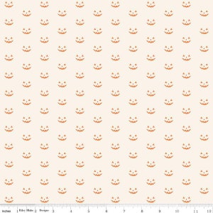SALE Hey Bootiful Jack-o&#39;-Lanterns C13136 Off White - Riley Blake Designs - Halloween Pumpkin Faces - Quilting Cotton Fabric
