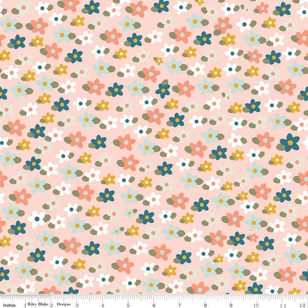 SALE FLANNEL Make a Pretty Life Floral F13336 Blush - Riley Blake Designs - Flowers Blossoms Leaves - FLANNEL Cotton Fabric