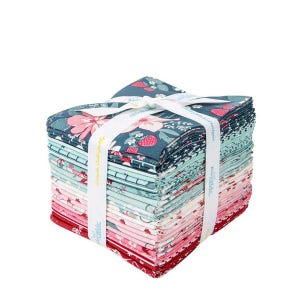 Berry Market Fat Quarter Bundle 24 pieces - Riley Blake Designs - Pre cut Precut - Floral Flowers - Quilting Cotton Fabric