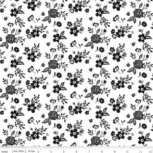 Black Tie Floral C13751 Off White by Riley Blake Designs - Flowers Leaves - Quilting Cotton Fabric
