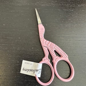 Ombre Stork Bird Scissors, Snips for Embroidery, Small Sewing Shears, Pink  Crane/heron Scissor, Gift Under 15 for Artist, Cute Craft Supply 