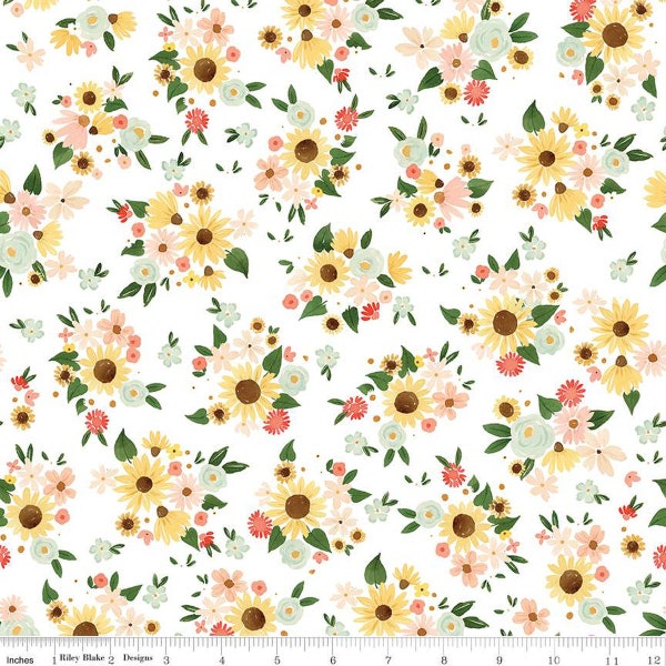 SALE Homemade Main C13720 White by Riley Blake Designs - Floral Flowers - Quilting Cotton Fabric