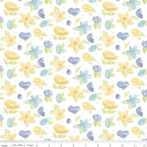 CLEARANCE Monthly Placemats May Flowers C12409 White by Riley Blake Designs - Floral Flower - Quilting Cotton Fabric