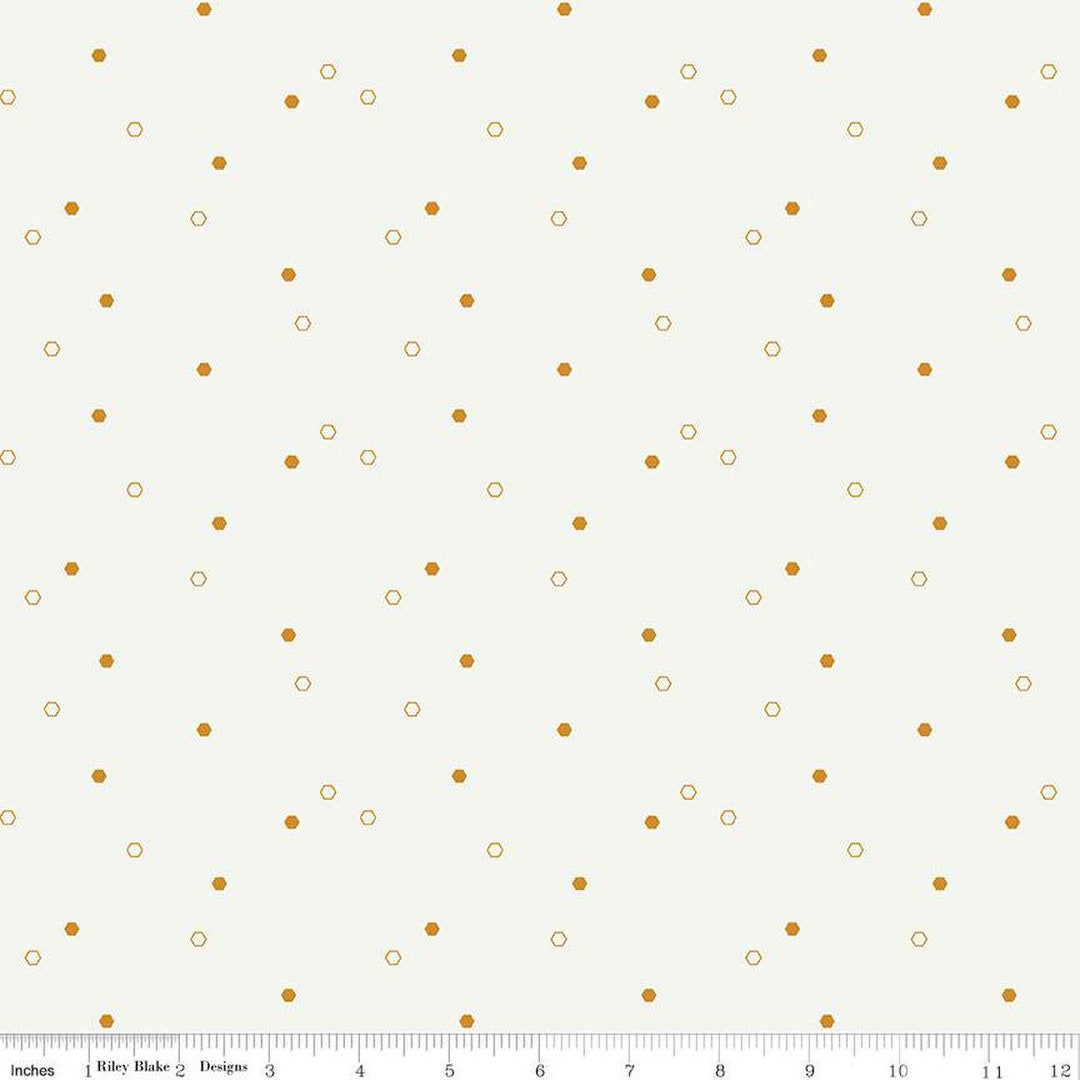 Daisy Fields Scattered Hexies SC12488 Sand Dollar SPARKLE Riley Blake