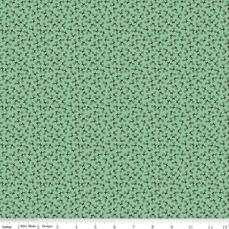 SALE Home Town Eastman C13584 Leaf by Riley Blake Designs - Floral ...