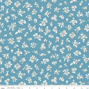 Denim Florals 01667403B Tumbling Blooms B - Riley Blake Designs - Floral Flowers - Liberty Fabrics - Quilting Cotton Fabric