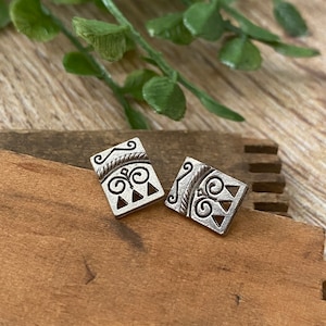 Three Hole Post Earring Findings (b1009)