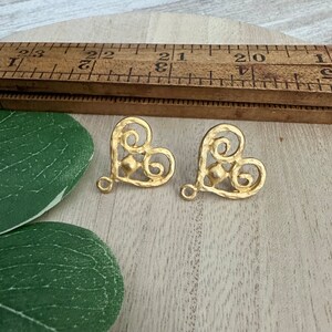 Decorative Gold Heart Earring Post Findings MPG33