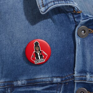 HBCU Barbie Schwarz & Rot Pin Buttons