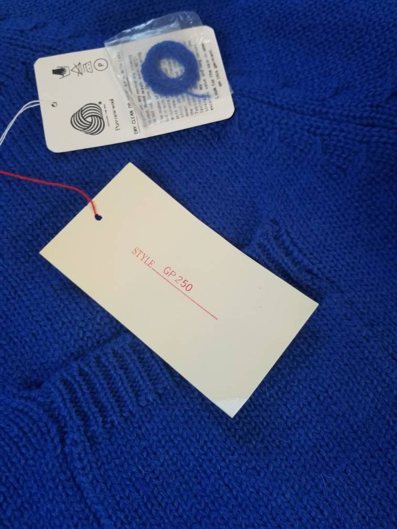 Vintage 1982 Geraldine Peterson Blue Pullover Worsted Wool Sweater One Of A Kind Piece Size Medium