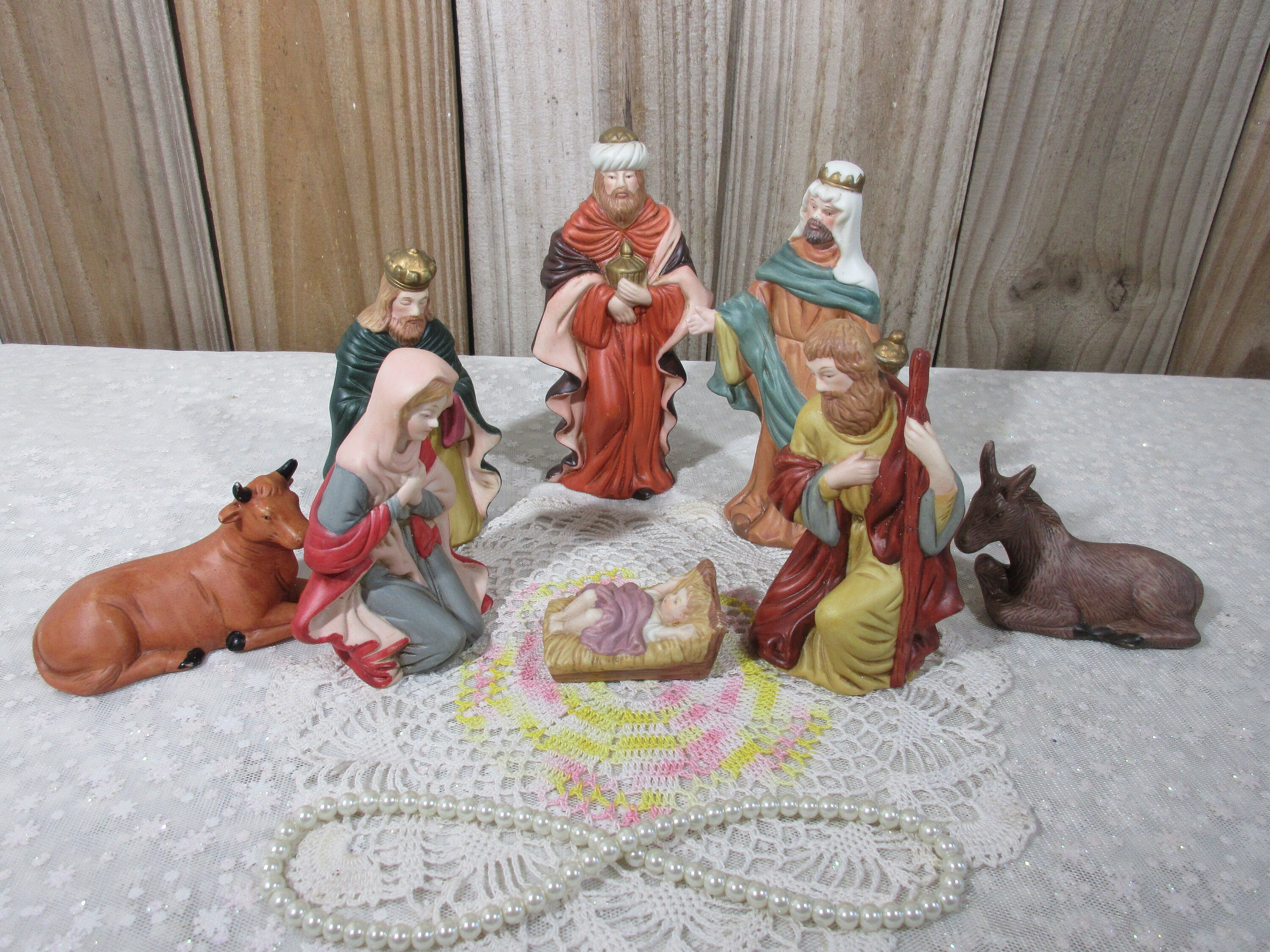 ポーセリン製クリスマスナティビティセット Porcelain Nativity Scene, 8 Piece Set - Etsy