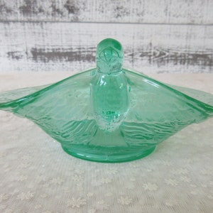 Hand-blown Vaseline Glass Flying Swallow Glass Serving Dish - A Stunning Art Piece for Your Home