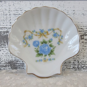 Floral Shell Trinket Dish
