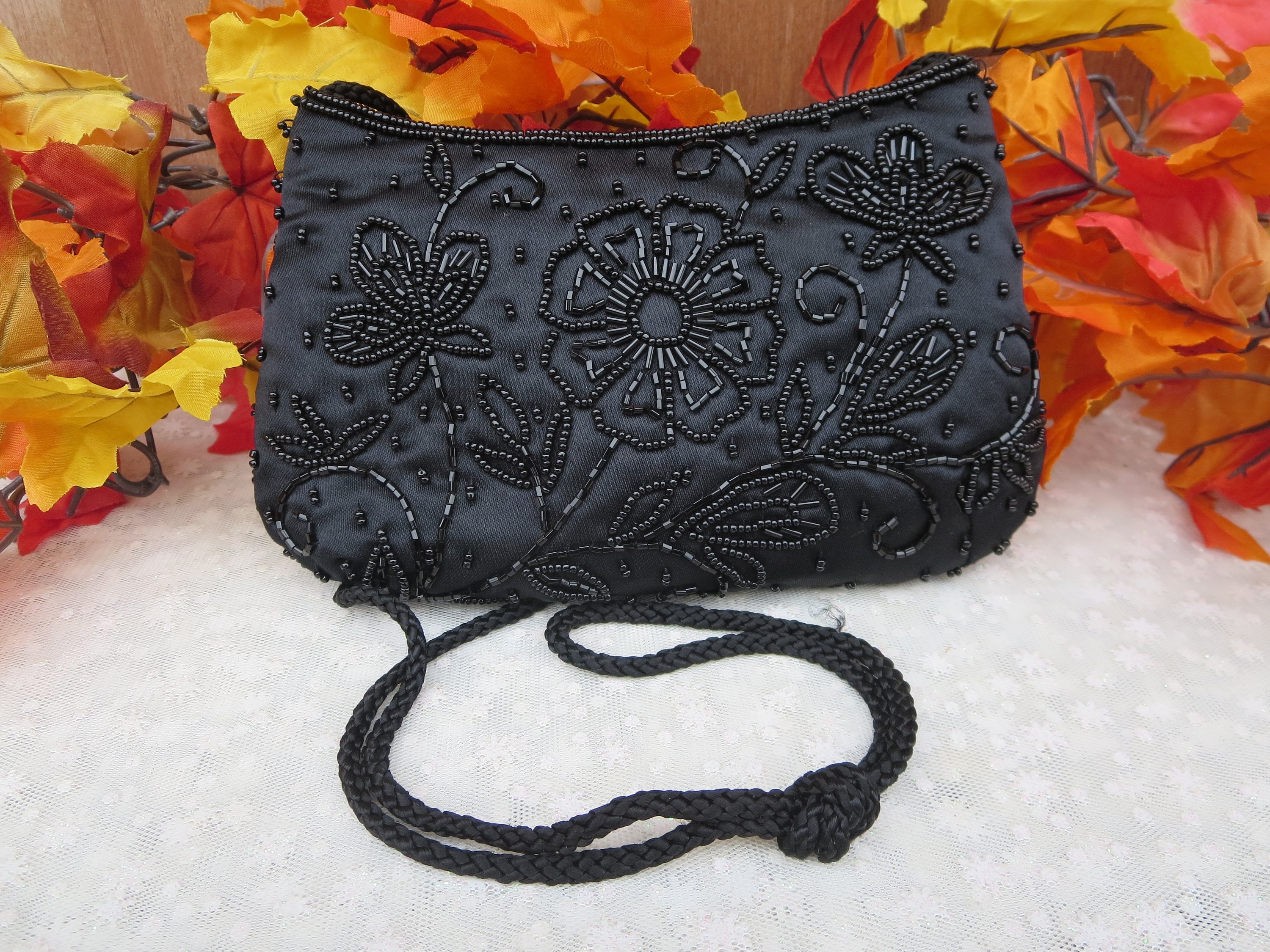 ART DECO Glass Beaded Bag with Unusual Black Clasp and Handle