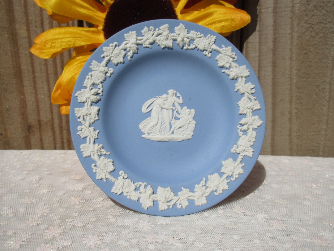 Blue and White Wedgwood Plate Grecian Women With Cupid Etsy UK
