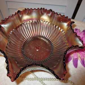 Vintage Carnival Glass Serving Bowl: Northwoods Scalloped and Stippled Rays Design