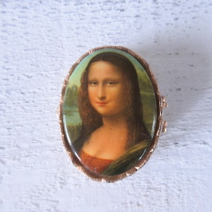 Unique Enamel Ring Box with Mona Lisa Design - Gift for Art Lovers