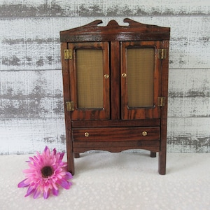 Handmade Doll Furniture, China Cabinet