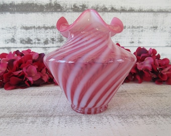 Vintage 1940s Fenton Opalescent Cranberry Spiral Swirl Striped