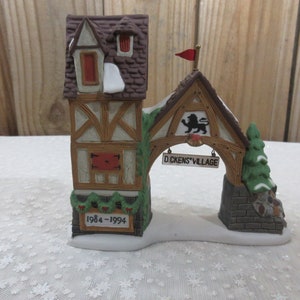 Department 56 Postern, Christmas Dickens Village