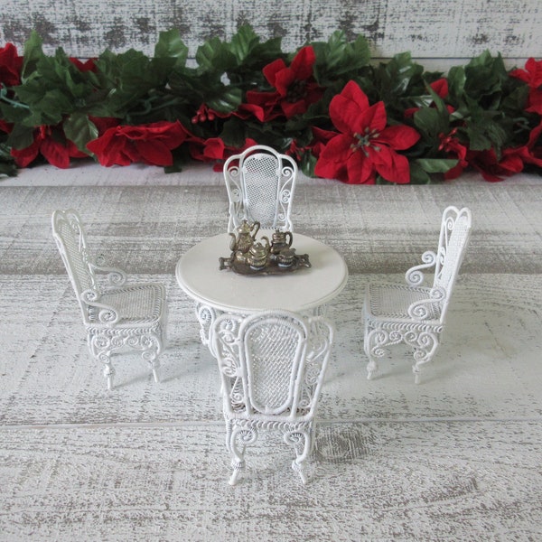 Charming Dollhouse White Wire Metal Dining Table and Chairs - Miniature Home Decor