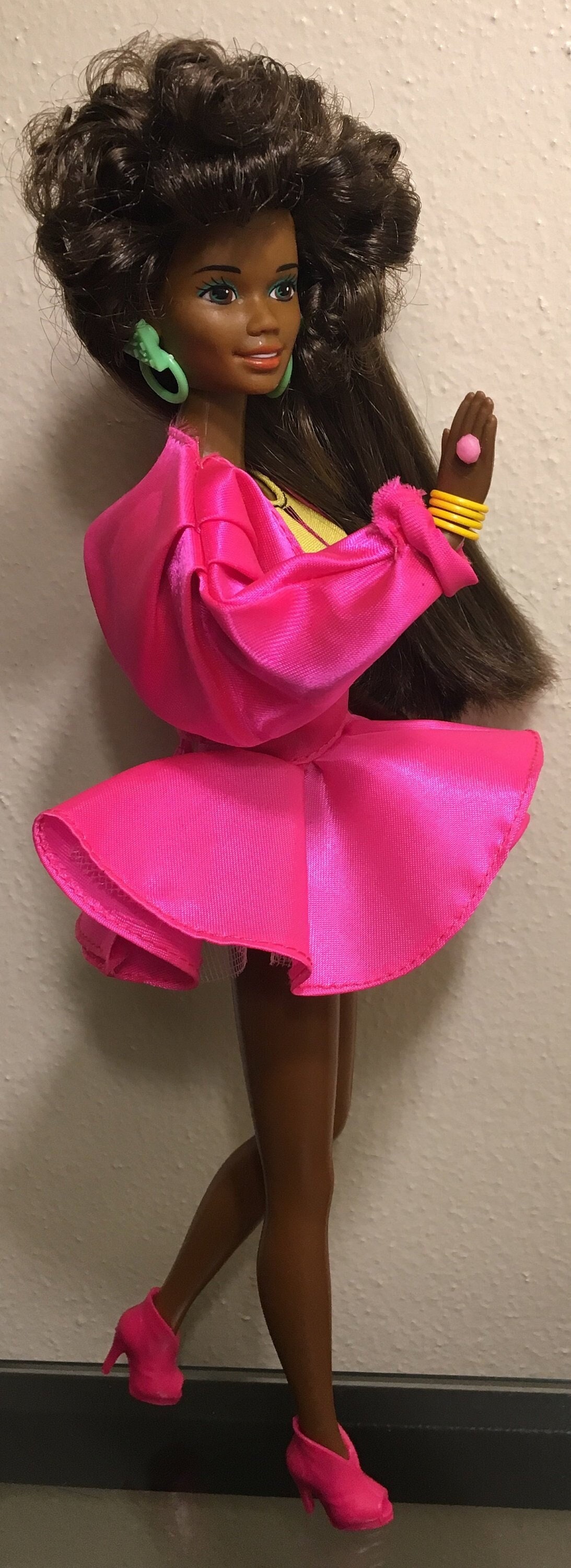 Rare Barbie afro-américaine des années 1980 : cheveux bouclés