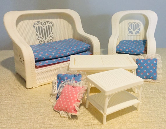 Vintage Barbie Furniture Cottage Living Room Set Wicker Furniture Extended Love Seat Sofa Lounge Chair Coffee Table End Table Pillows Etsy Canada