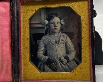 Incredible early tinted daguerreotype!