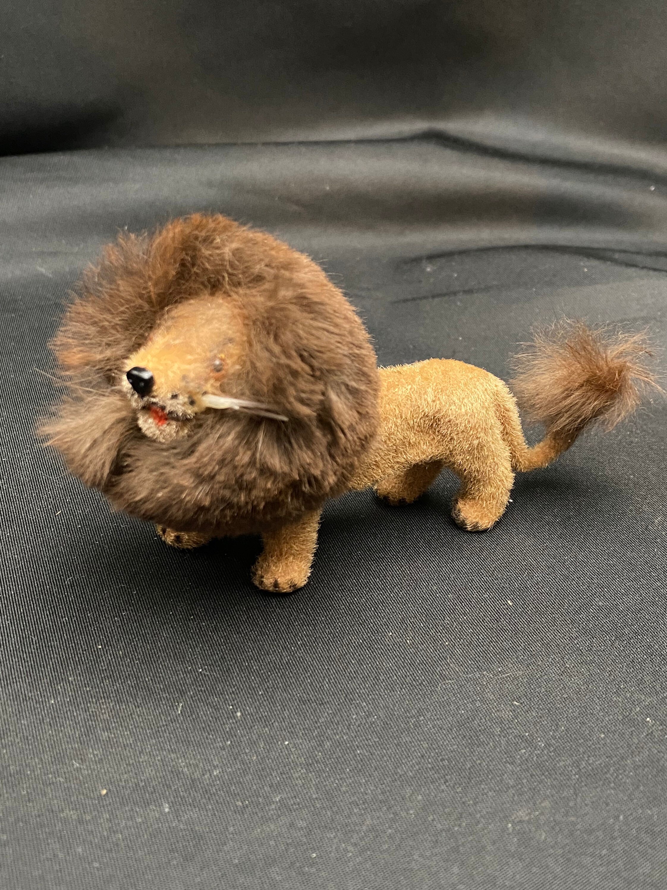 Wagner Lion - Etsy