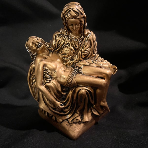 Vintage Life Symbols Michelangelo’s Pieta Replica Statue