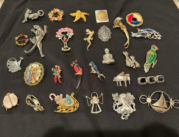 Lot of 28 Vintage Pin Brooches Sterling Silver Pe… - image 1