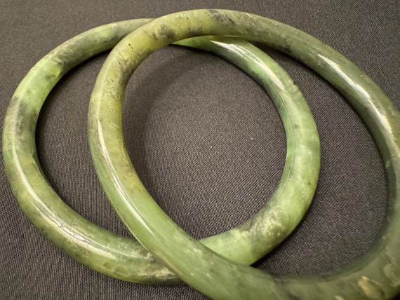 Two Vintage Serpentine Jade Bangle Bracelets - image 2