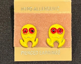 Vintage MM 1980s Original Red Eyed PAC MAN Pierced Stud Ear Earrings New Old Stock