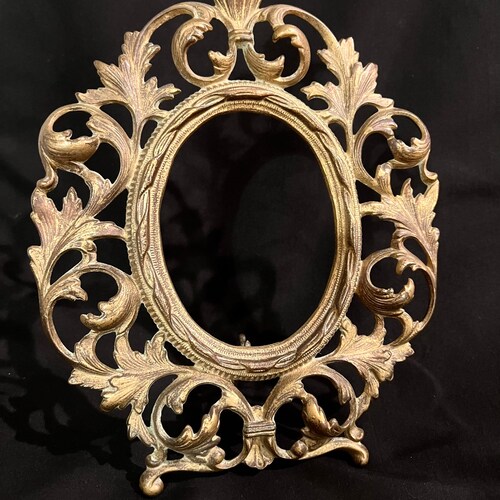Beautiful Heavy Authentic Antique shops Art Nouveau Gold Gilded Ornate Picture Frame