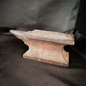 Small anvil used by 2024 blacksmiths and tinsmiths