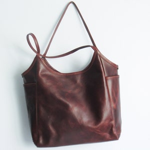 Sac en cuir marron, sac à bandoulière en cuir, cabas en cuir avec poches, sac à main en cuir pour femme, sac en cuir vieilli image 2